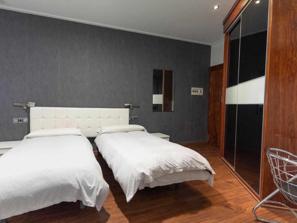 Hotel Lluna Alzira Kültér fotó