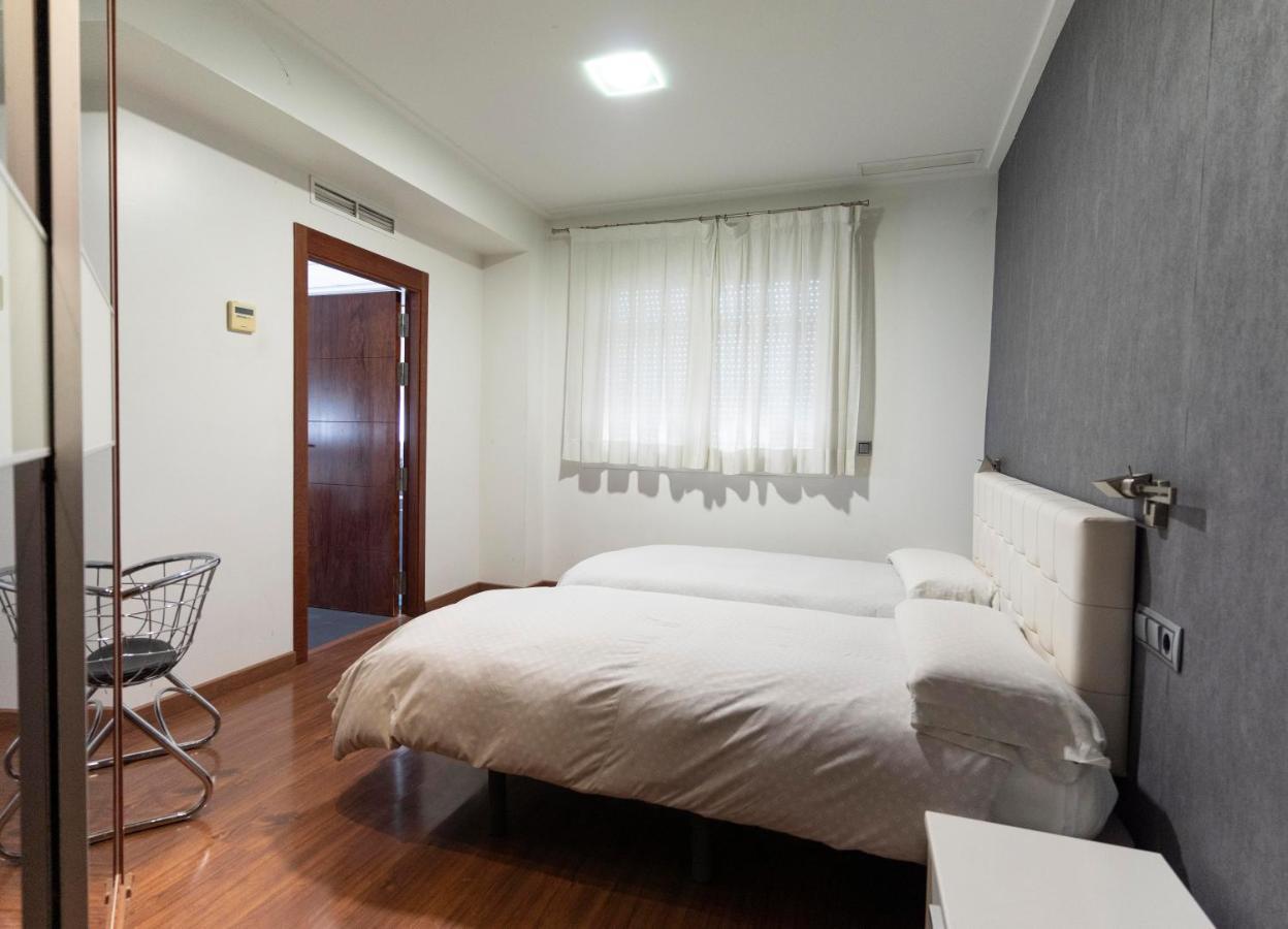 Hotel Lluna Alzira Kültér fotó